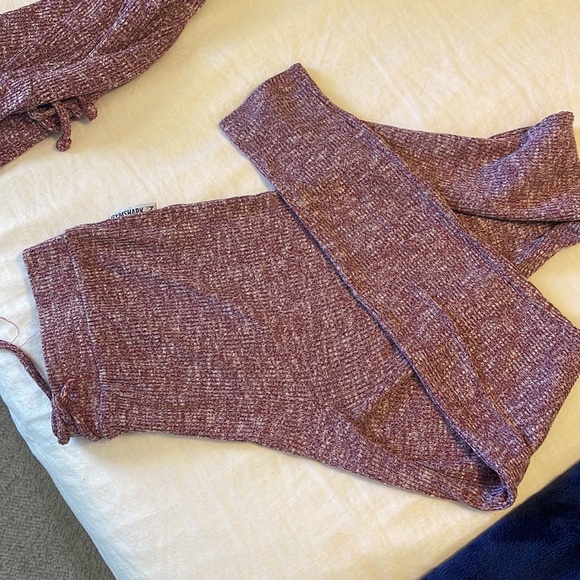 2 piece Gymshark set . - Picture 2 of 5